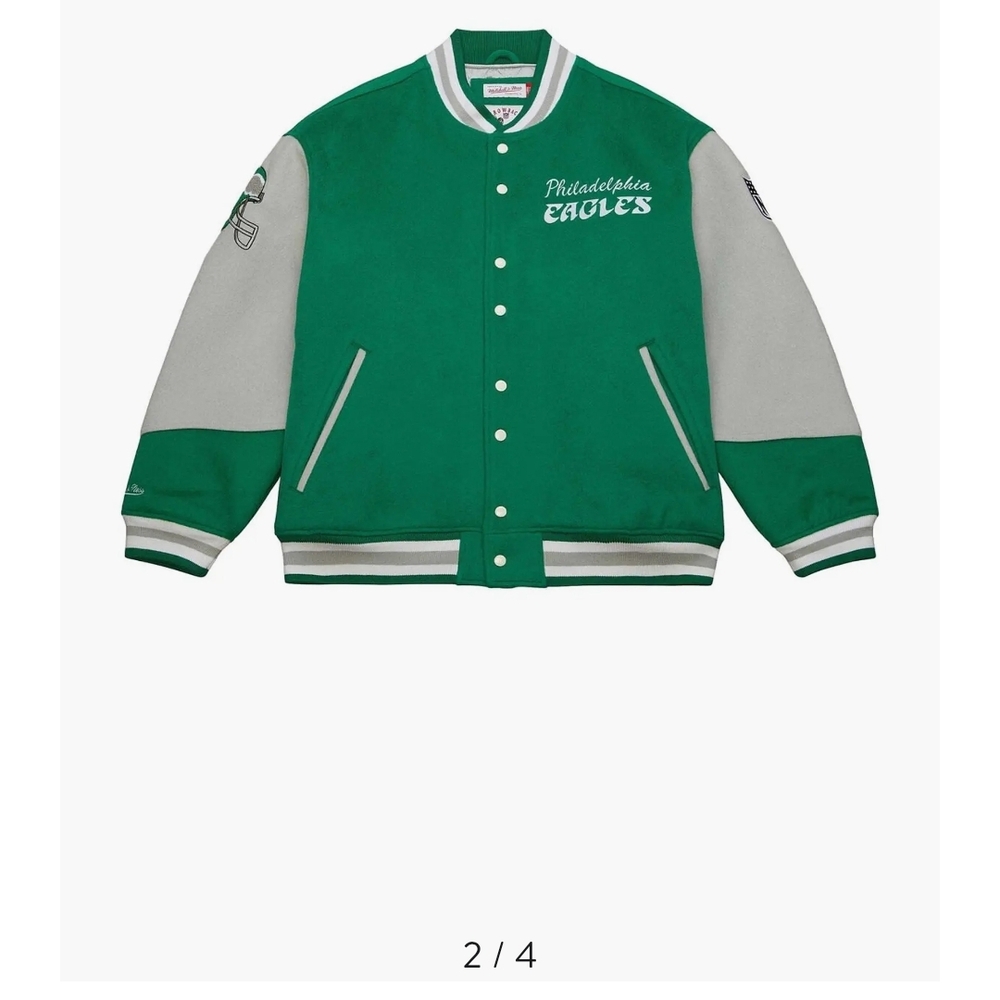 Mitchell & Ness Green and Gray Philadelphia Eagles Varsity Jacket - Picture 14 of 15